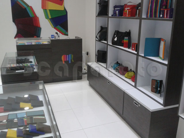venta de mobiliario para tiendas en La paz