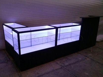Mostrador para cobro con vitrina
