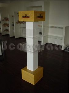 Muebles exhibidores para tiendas