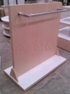 Exhibidor de colgador recto