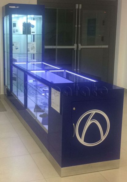 TOWER AND COUNTER DISPLAY CASES VM19 - Image 2