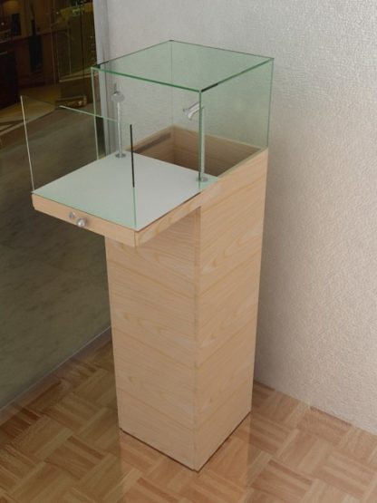 tower showcases