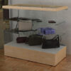 Vitrina mostrador con madera