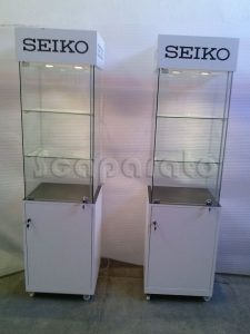 muebles para exponer productos en cabo san lucas