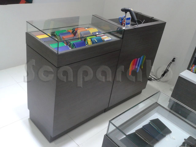 Venta de vitrinas para papeleria