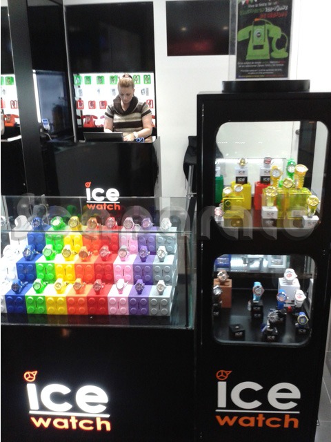 Vitrinas para tienda nuevas