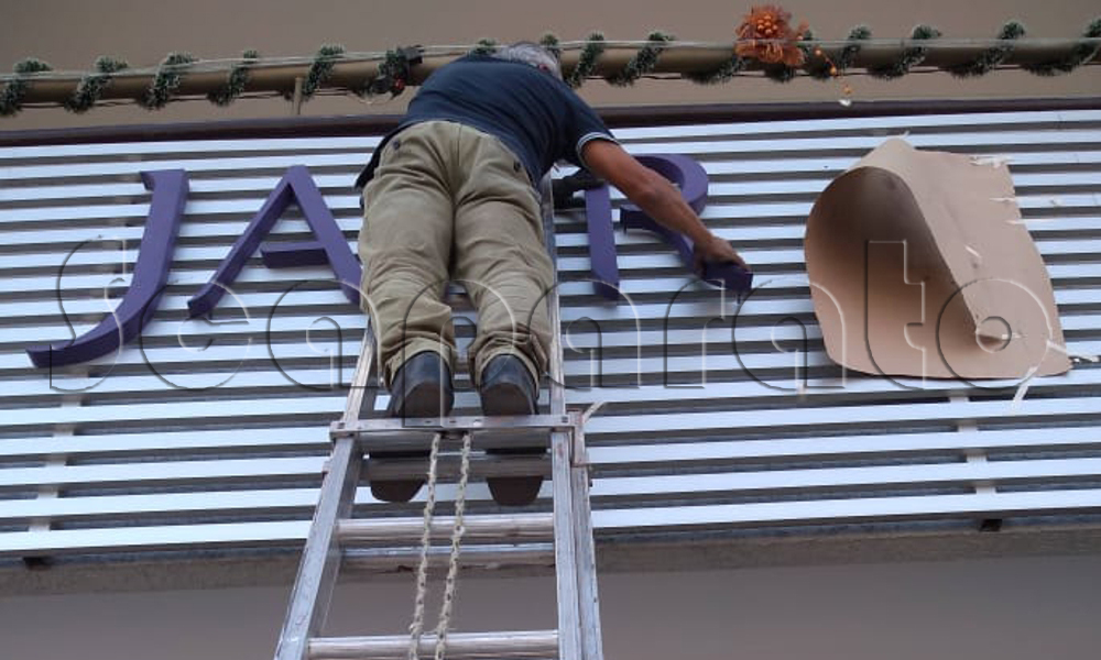 fabricacion de carteles luminosos